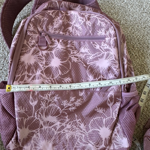 SENITA Workout/Travel roomy backpack - Picture 6 of 7